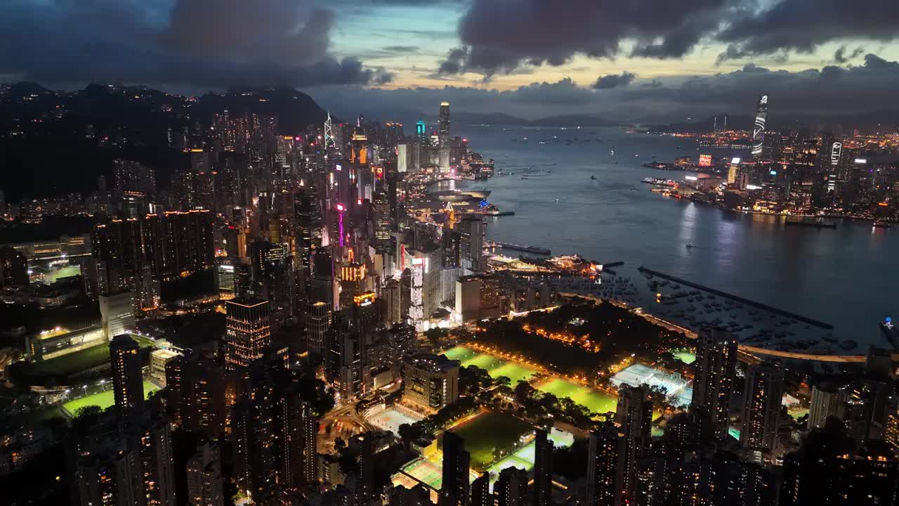 航拍香港夜景4K维多利亚港视频下载