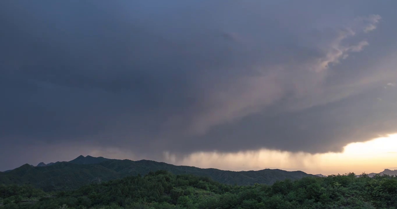 雷电积雨云视频素材