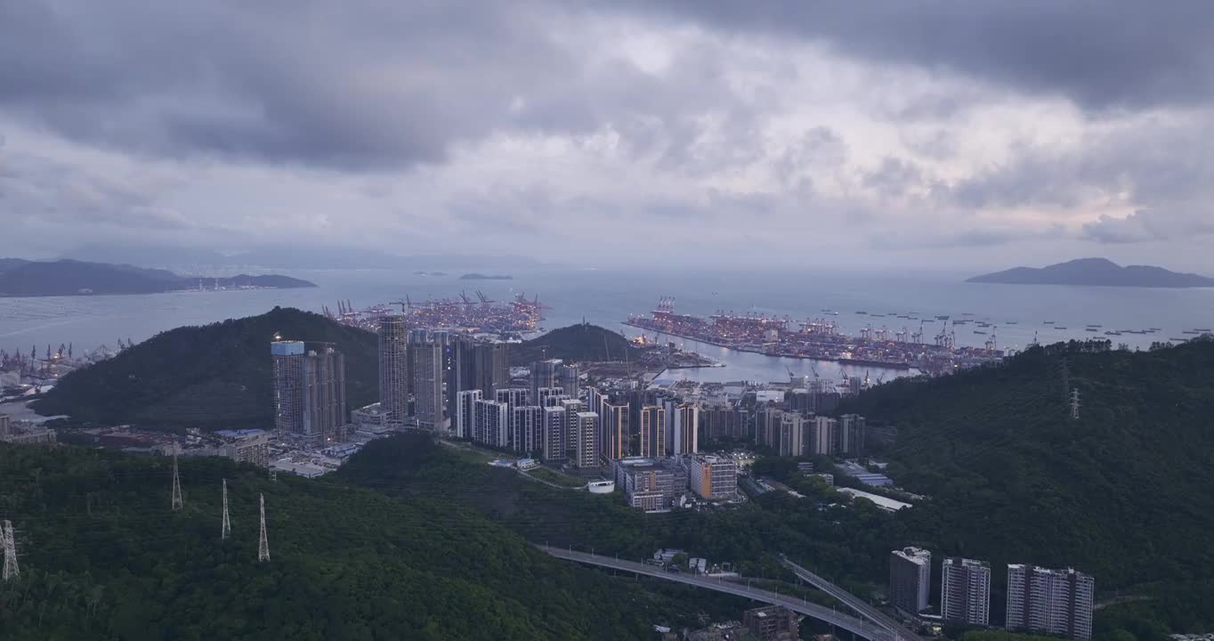 广东深圳蛇口港黄昏夜景航拍视频素材