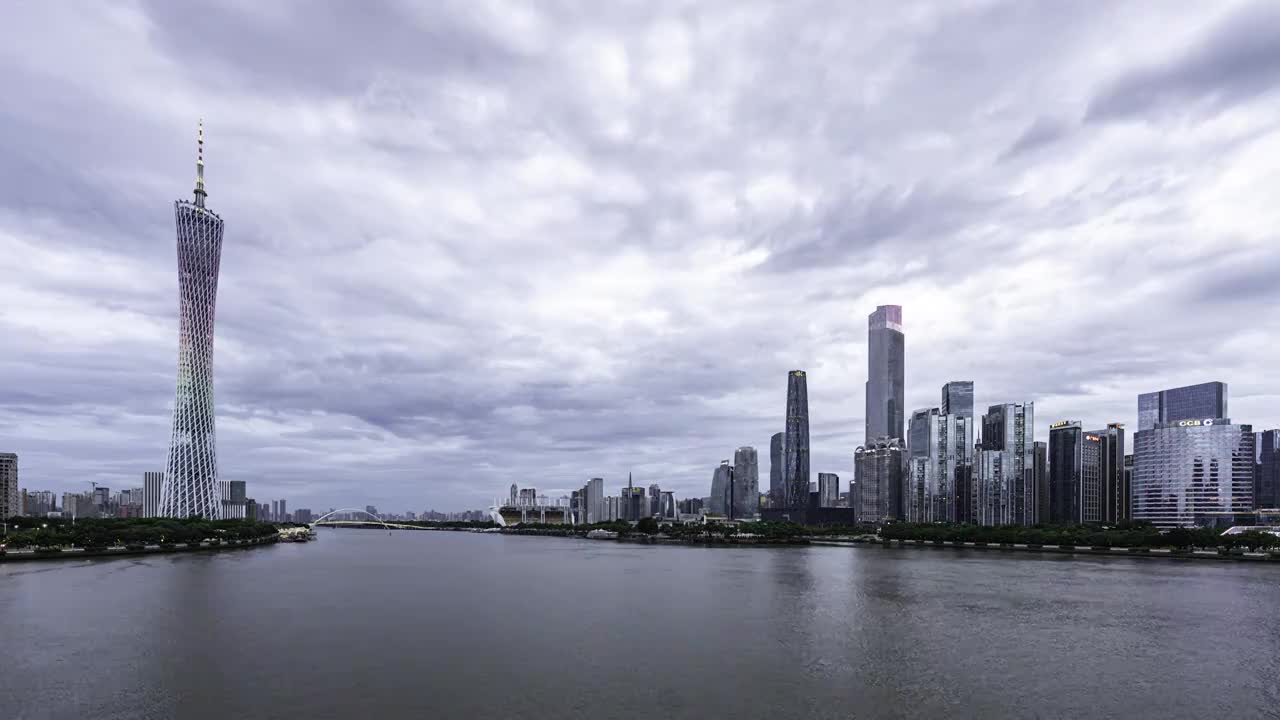 暴雨过后的广州塔景色视频素材