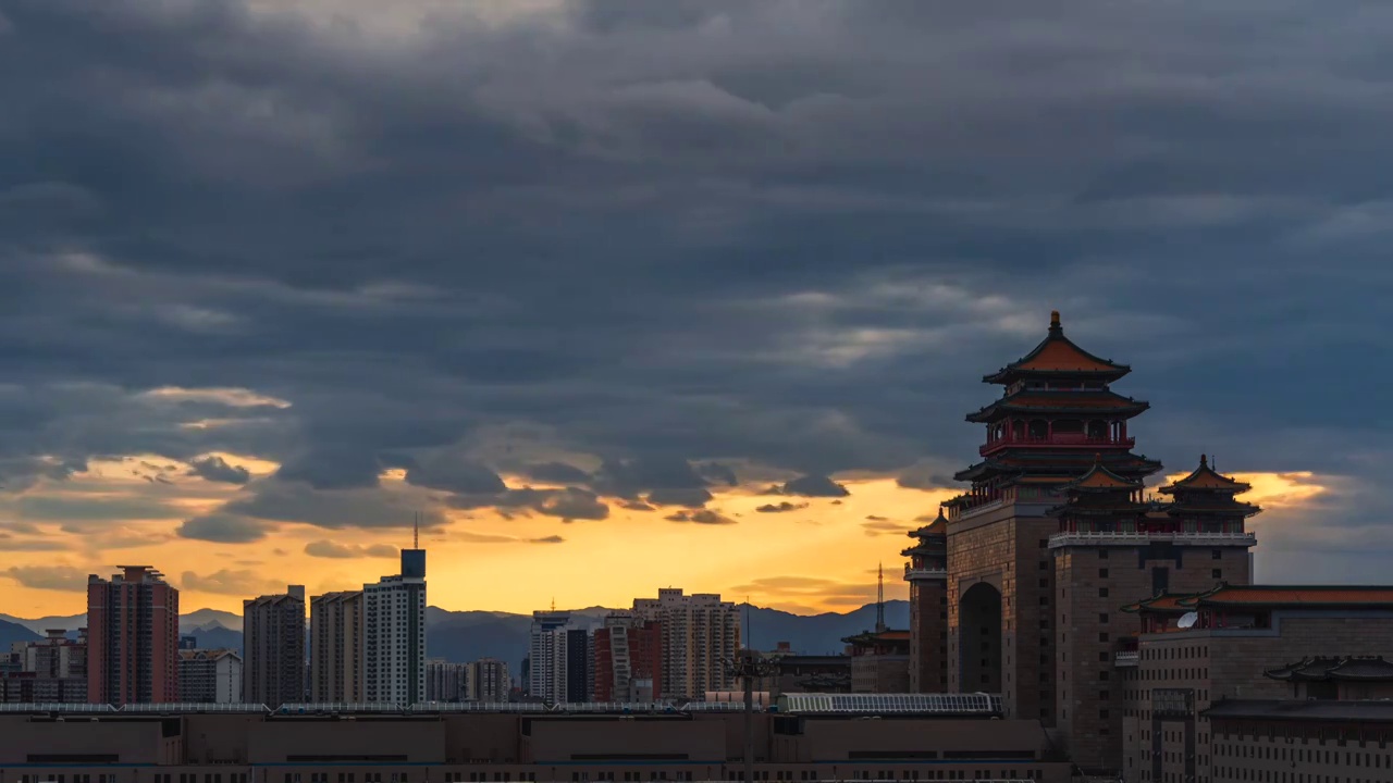 北京西客站夏天傍晚夕阳延时视频素材