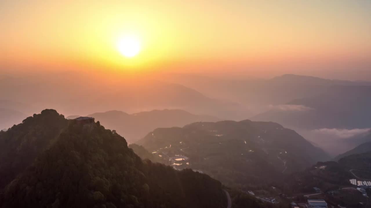 4K30P四川巴中阴灵山日出朝霞风光延时视频视频素材