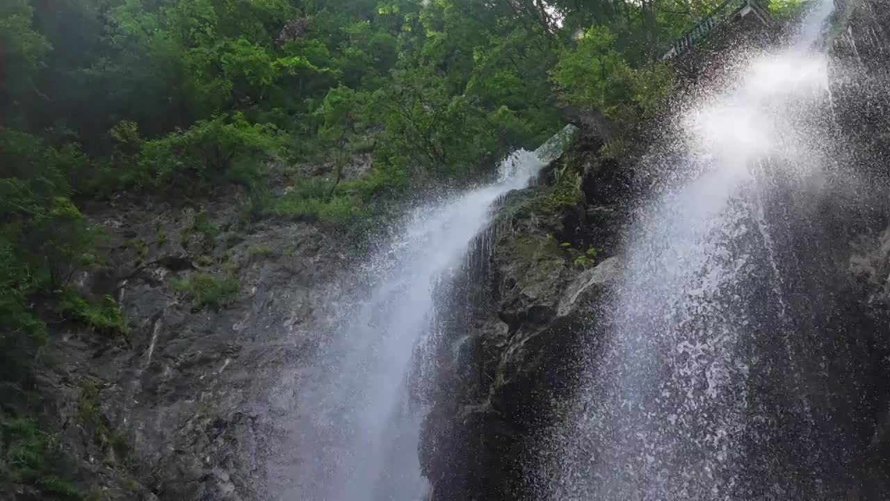 高山峡谷悬崖瀑布山川河流视频素材