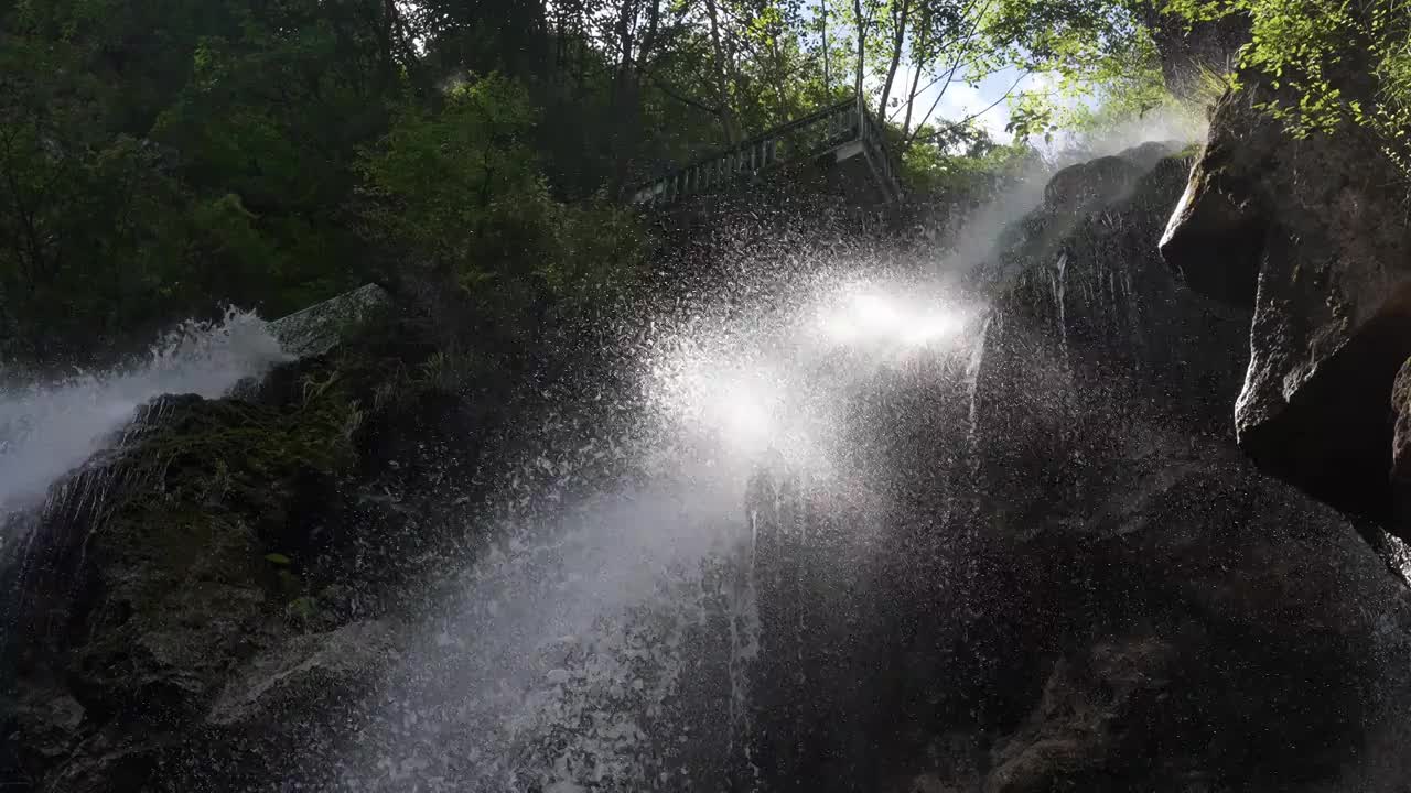 高山峡谷悬崖瀑布山川河流视频素材