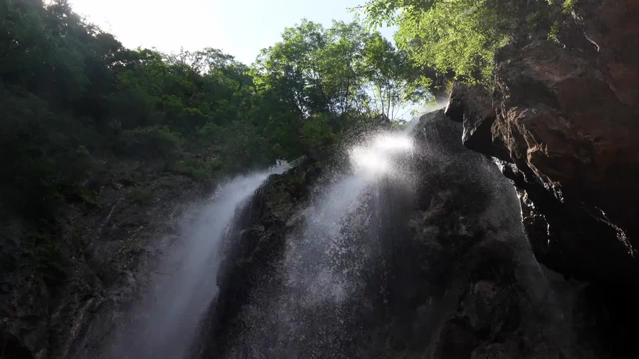 高山峡谷悬崖瀑布山川河流视频素材