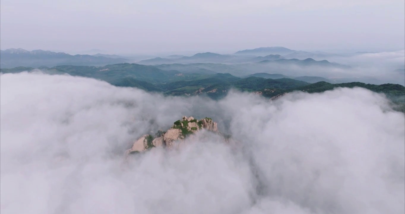 日照市九仙山云雾缭绕视频素材