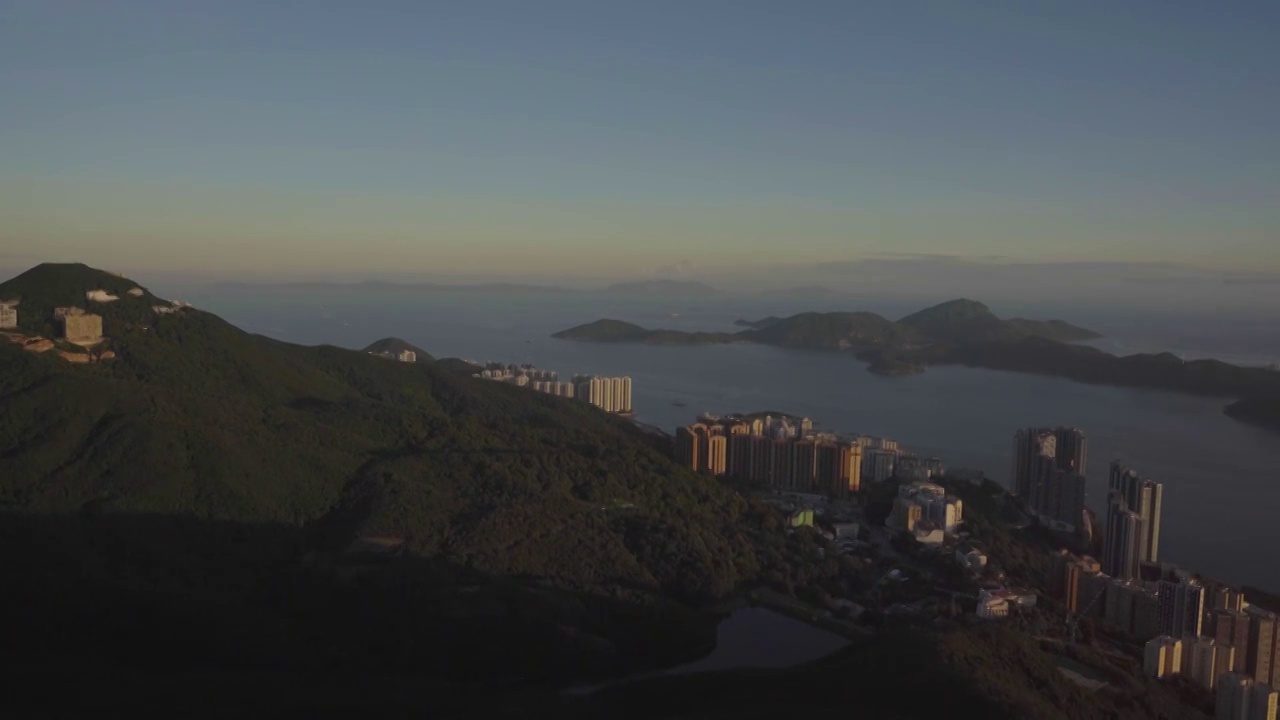 香港西高山海洋岛屿黄昏日落高视角视频素材