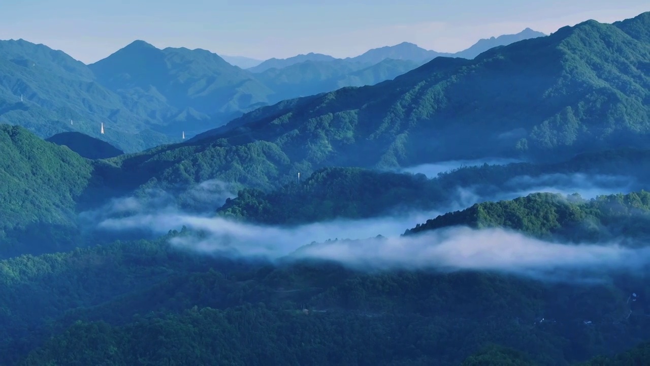 秦岭森林湖泊云海山川山脉云雾生态青山绿水视频素材