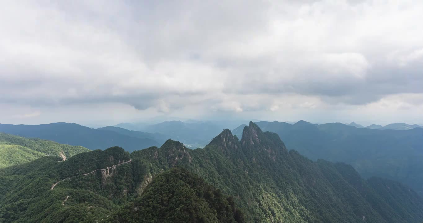 湖南郴州宜章县莽山五指峰延时摄影视频素材