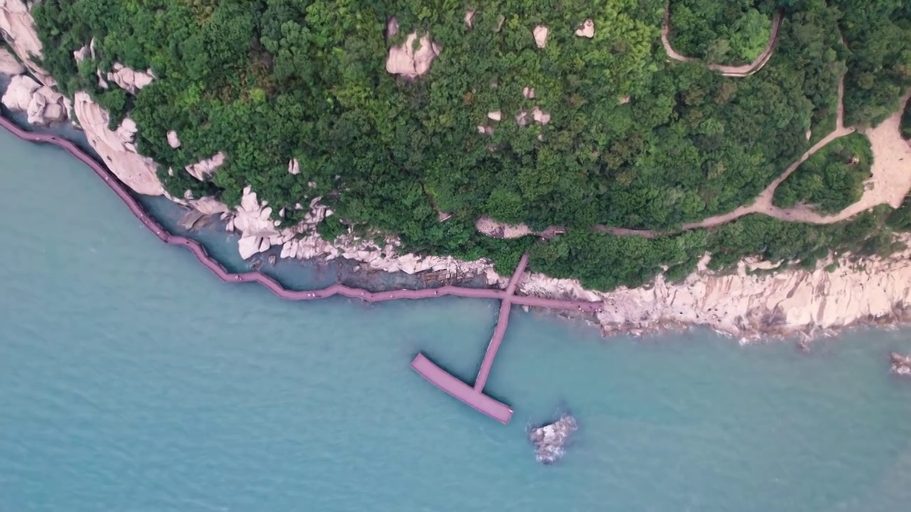 连云港羊山岛海上栈道视频素材