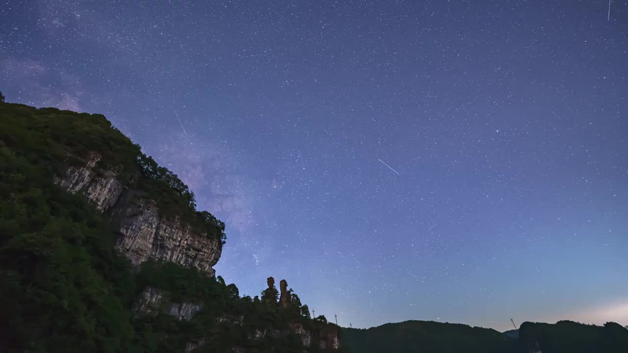 贵州遵义石人山小梵净山星空银河延时摄影视频下载