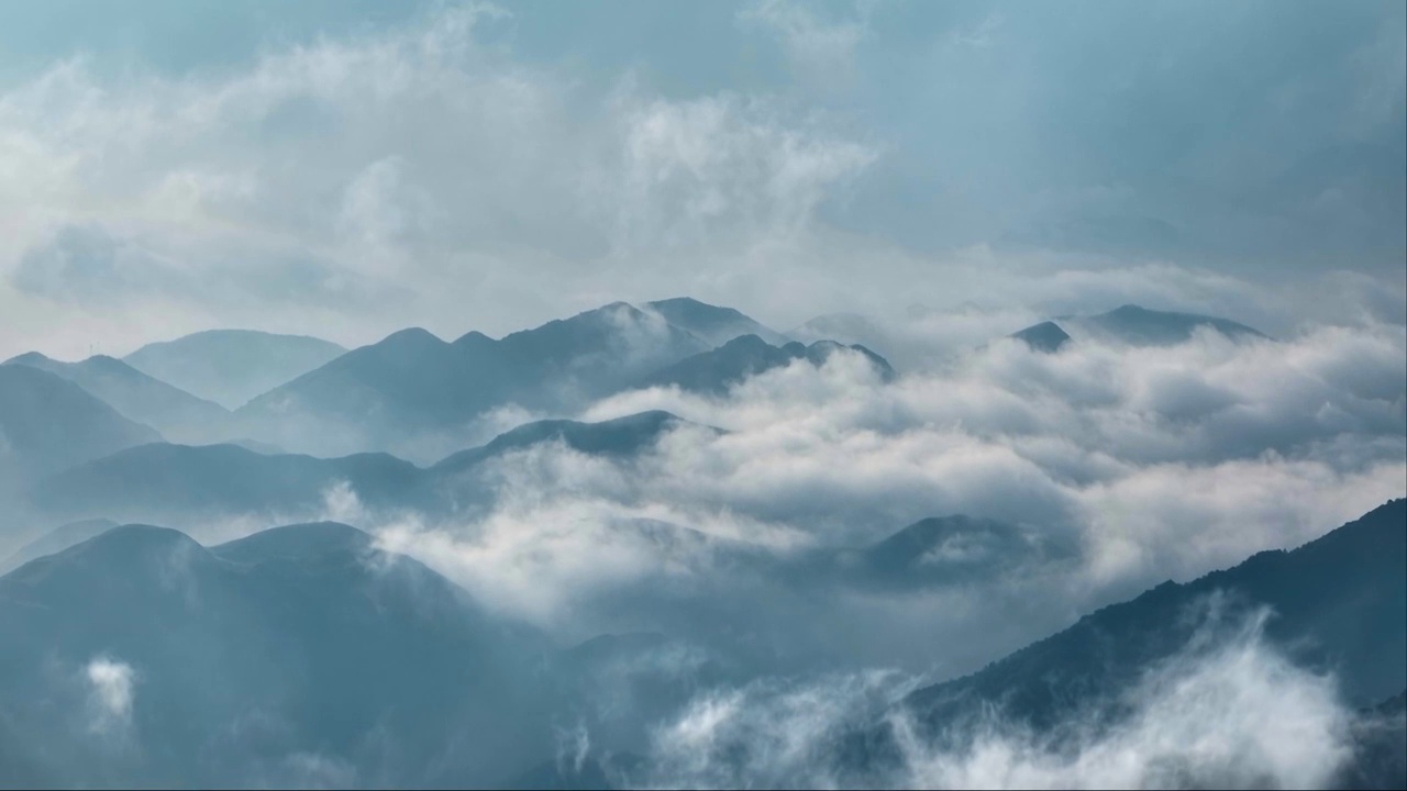 湖南郴州宜章县莽山五指峰景区云海视频素材