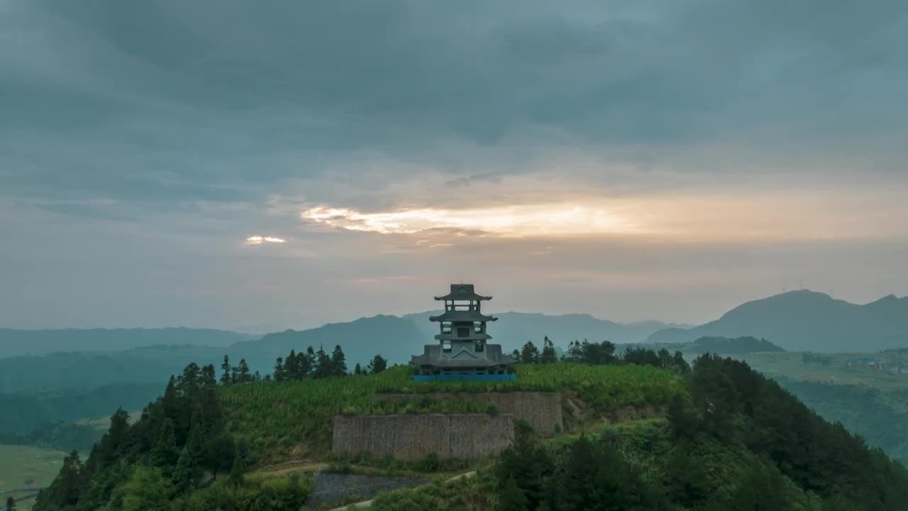 延时摄影贵州黔南独山县的自然风光视频素材