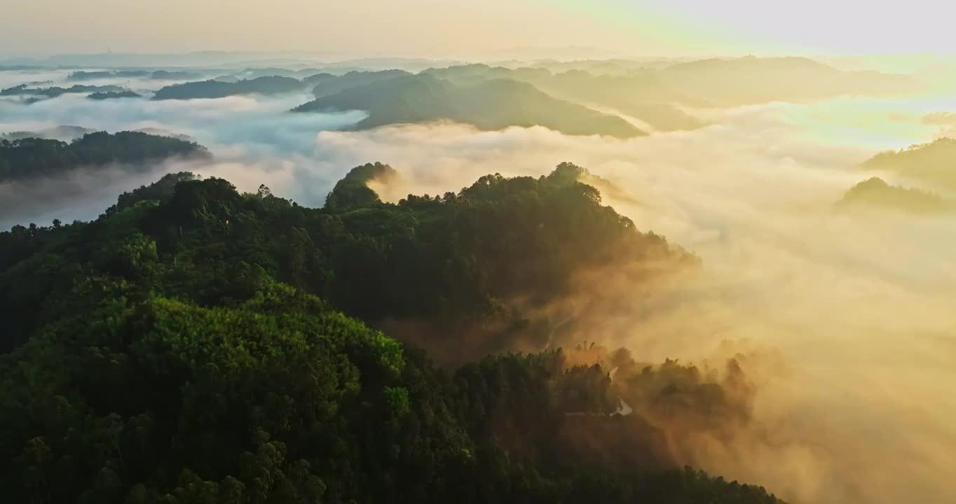 穹窿 地貌 日出 云海视频素材