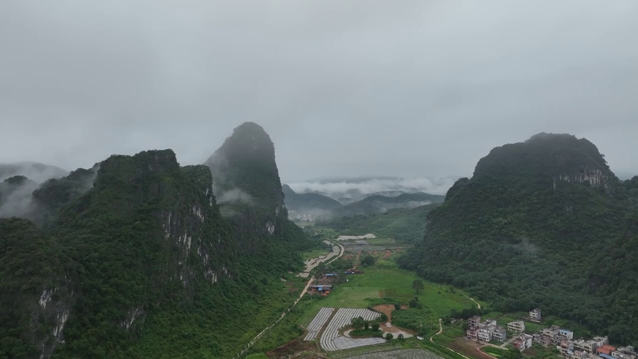 航拍广东清远市英德英西峰林风景区视频素材