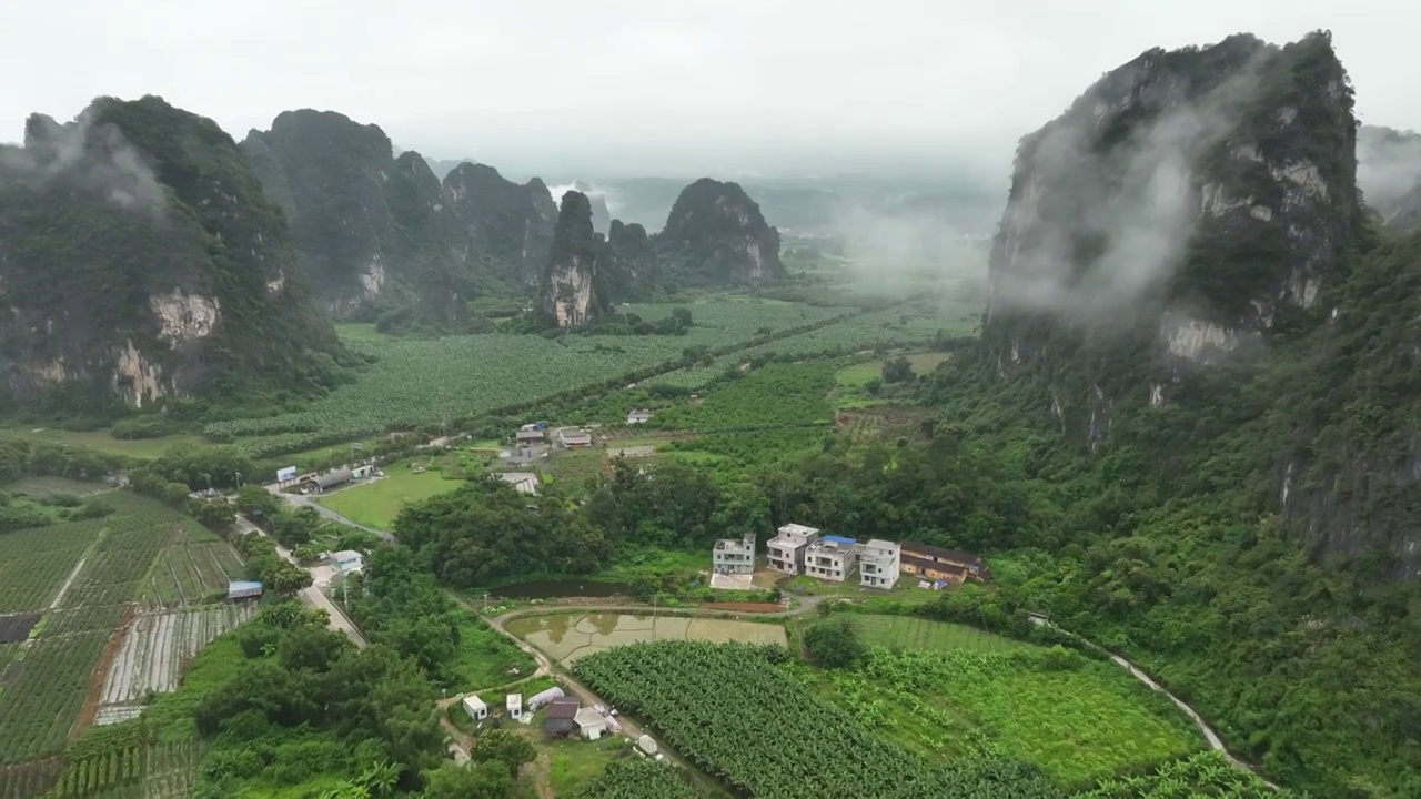 航拍广东清远市英德英西峰林风景区视频素材