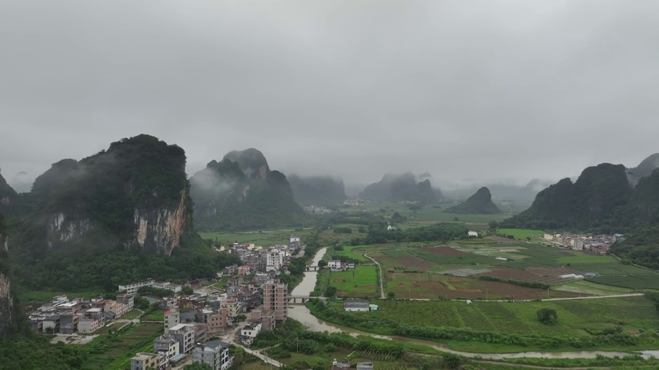 航拍广东清远市英德英西峰林风景区视频素材