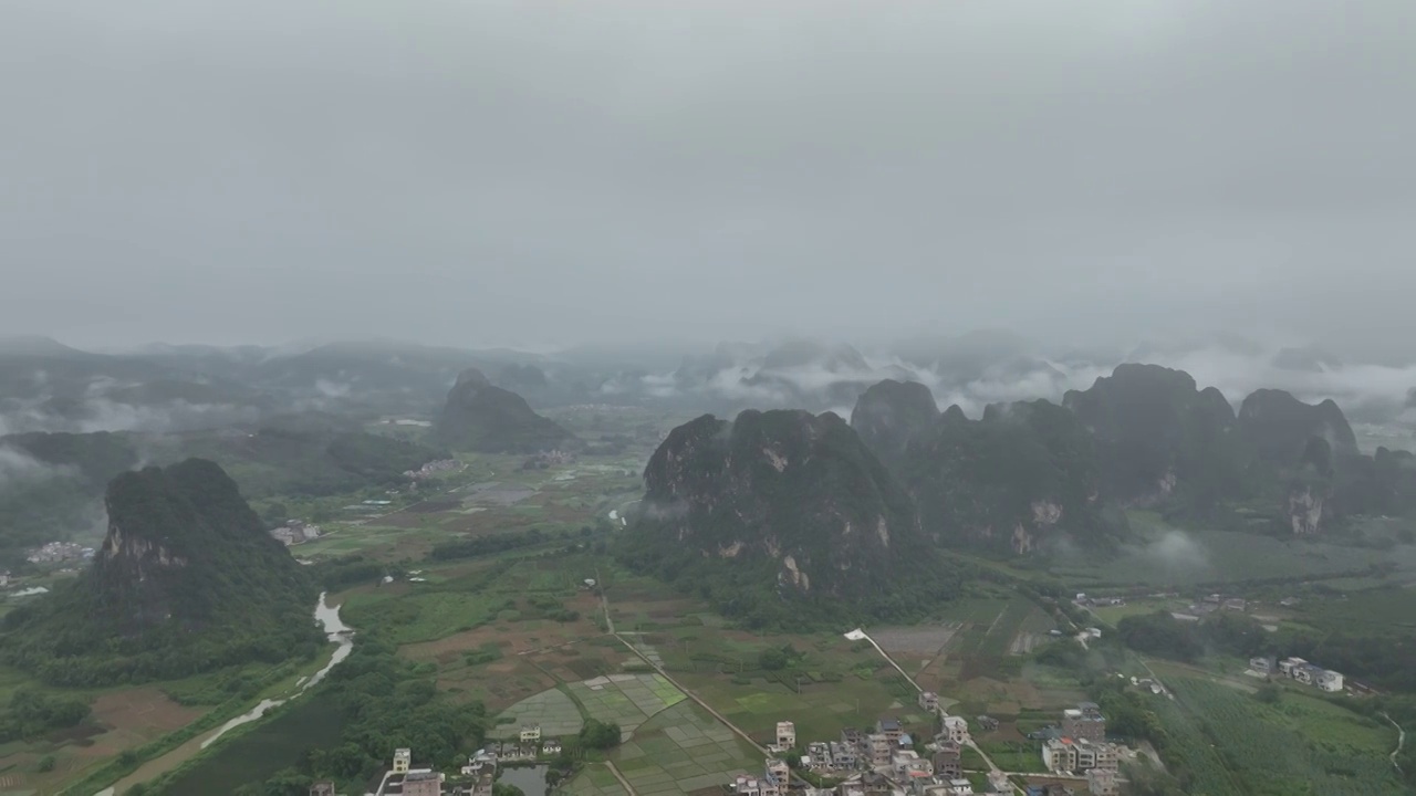 航拍广东清远市英德英西峰林风景区视频素材