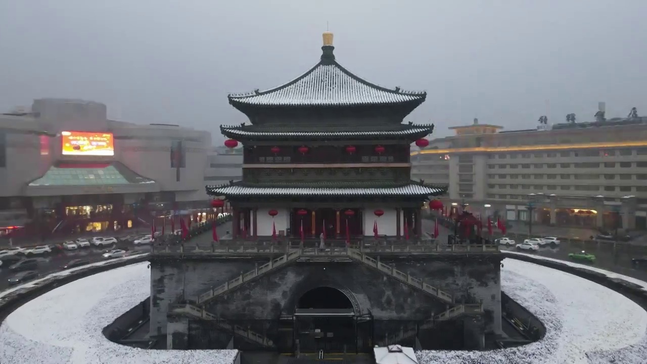 西安钟楼雪景夜景视频下载