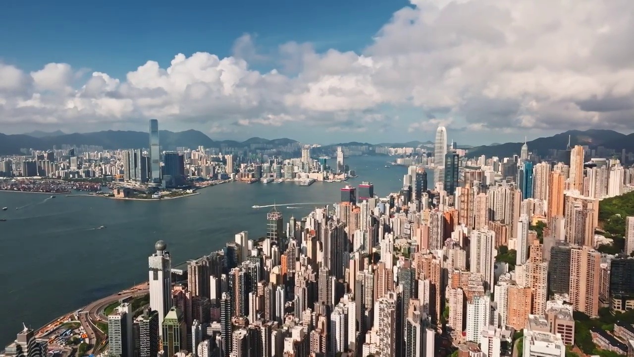 航拍香港维多利亚港两岸繁华城市视频素材