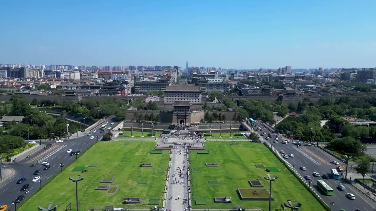 西安 地标 永宁门 小雁塔 南门城楼 西安钟楼 鼓楼 西安博物院视频素材