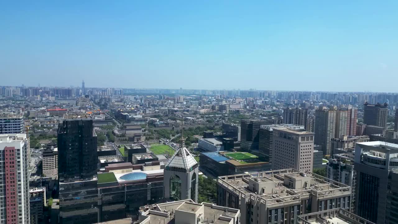 西安 地标 永宁门 小雁塔 南门城楼 西安钟楼 鼓楼 西安博物院视频素材