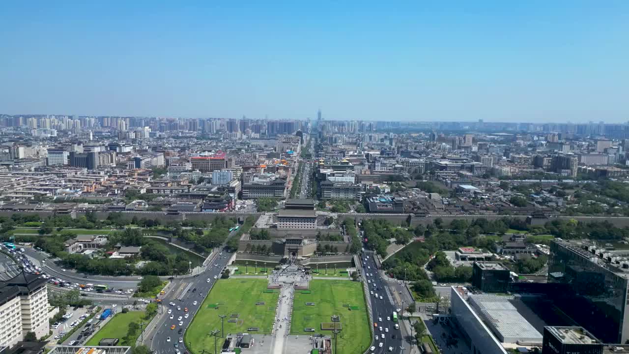 西安 地标 永宁门 小雁塔 南门城楼 西安钟楼 鼓楼 西安博物院视频素材