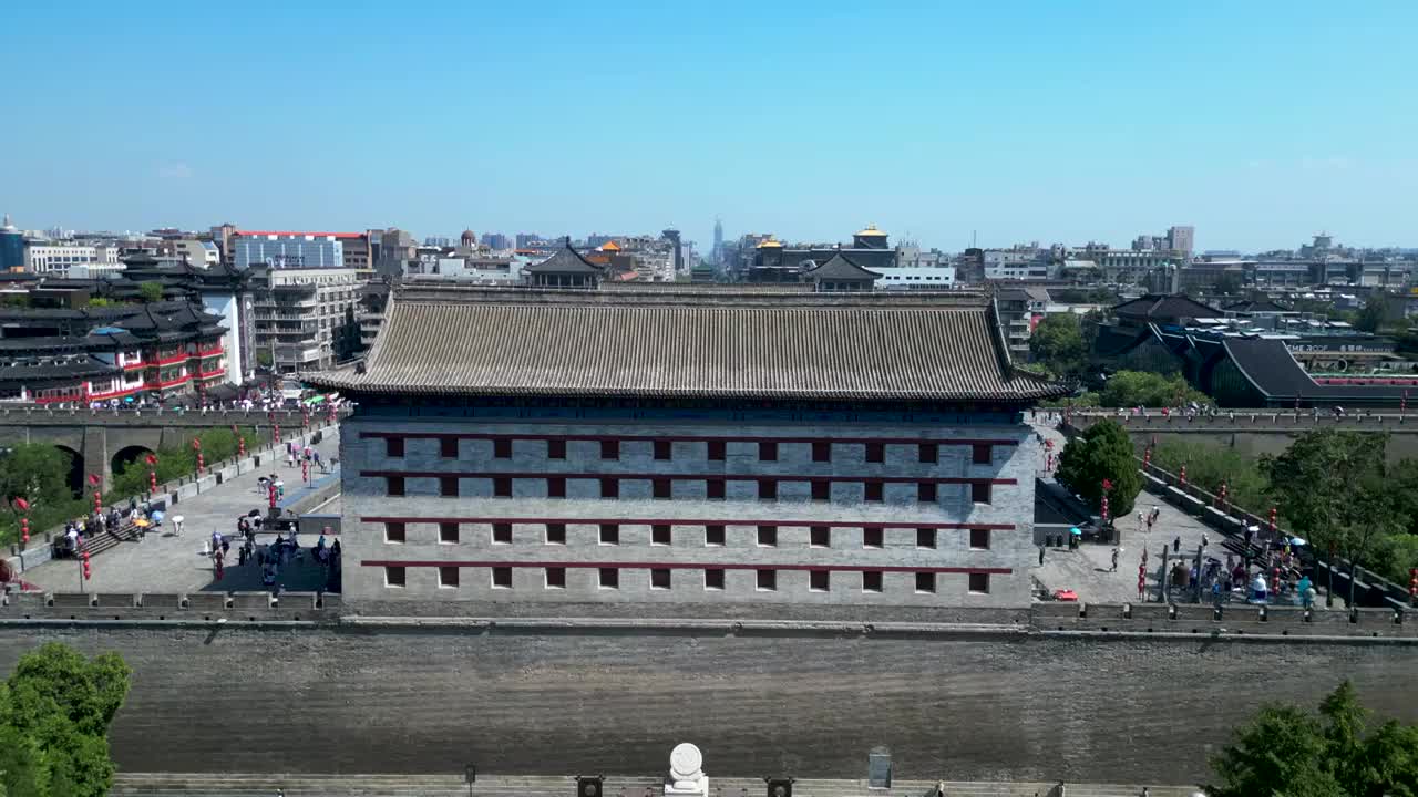 西安 地标 永宁门 小雁塔 南门城楼 西安钟楼 鼓楼 西安博物院视频素材