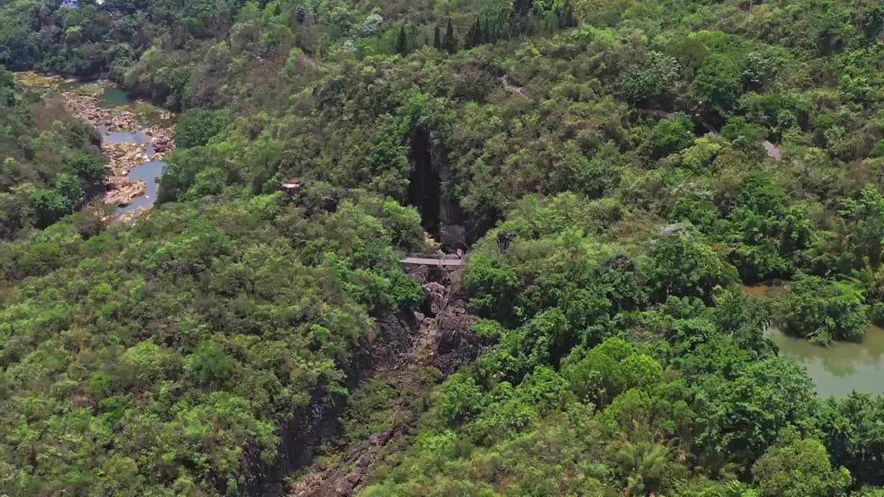 贵州安顺黄果树天星桥景区绿水青山美丽风光视频素材