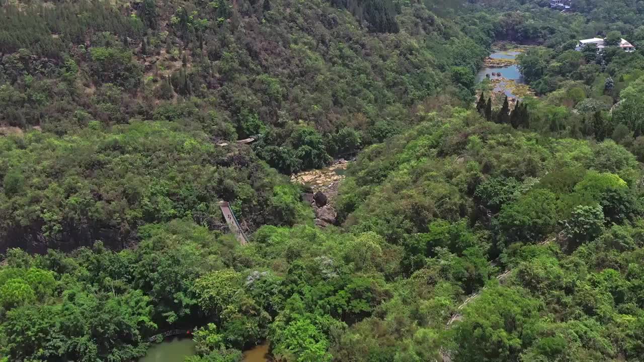 贵州安顺黄果树天星桥景区绿水青山美丽风光视频素材