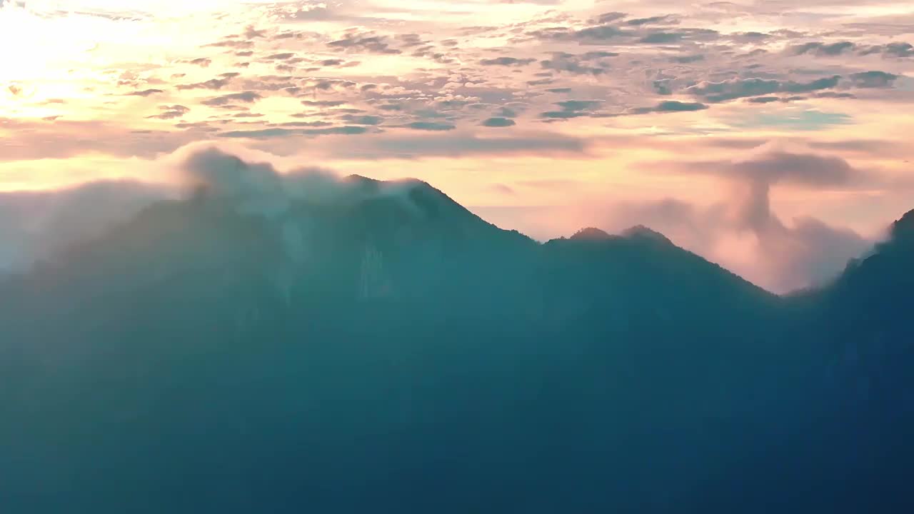 航拍安徽省九华山风景区朝霞 云海视频素材