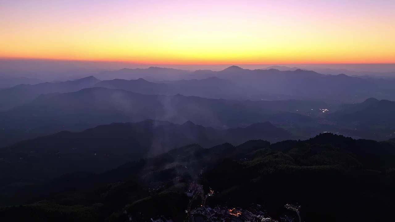 航拍安徽省九华山风景区 日落晚霞 夜景  山脉山峰 街景 云海 天空 寺庙 旅游著名景区 森林视频素材