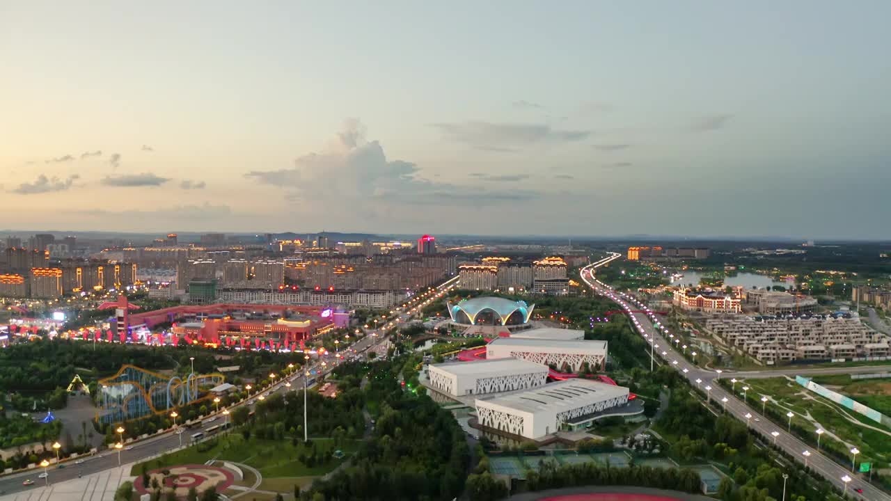 亚洲中国吉林省网红城市梅河口市夏季航拍夜景4K视频素材