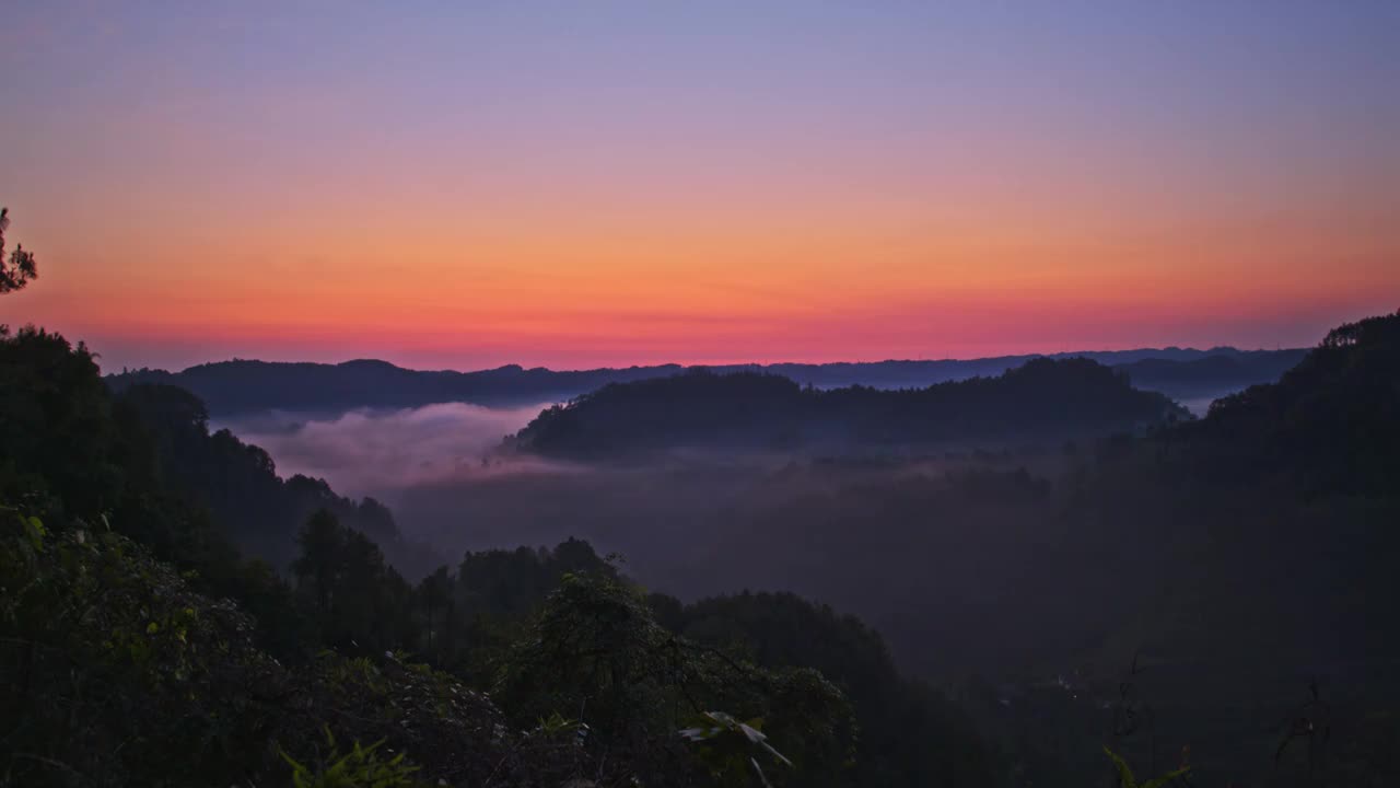 山峦起伏 朝霞 日出 云海 延时摄影视频素材