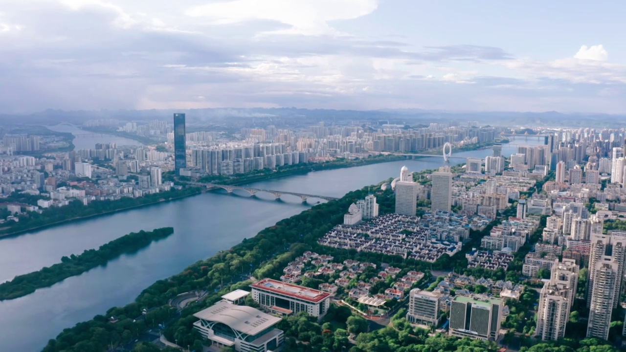 中国柳州柳江滨水城市风光航拍视频素材