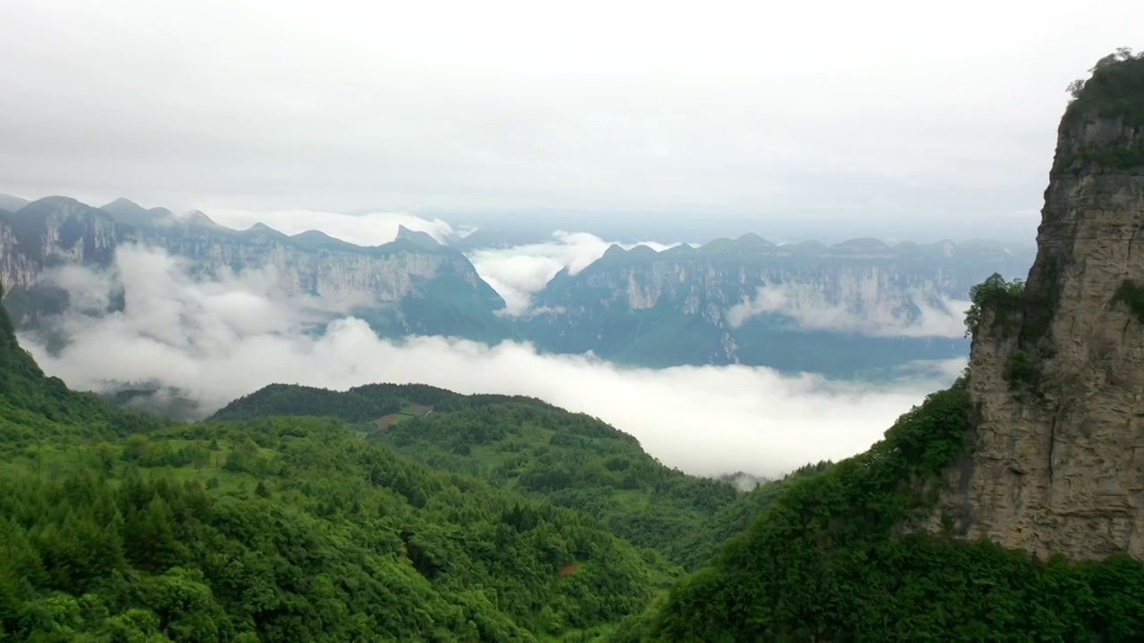 航拍事中国湖北省恩施大峡谷云海风光视频素材