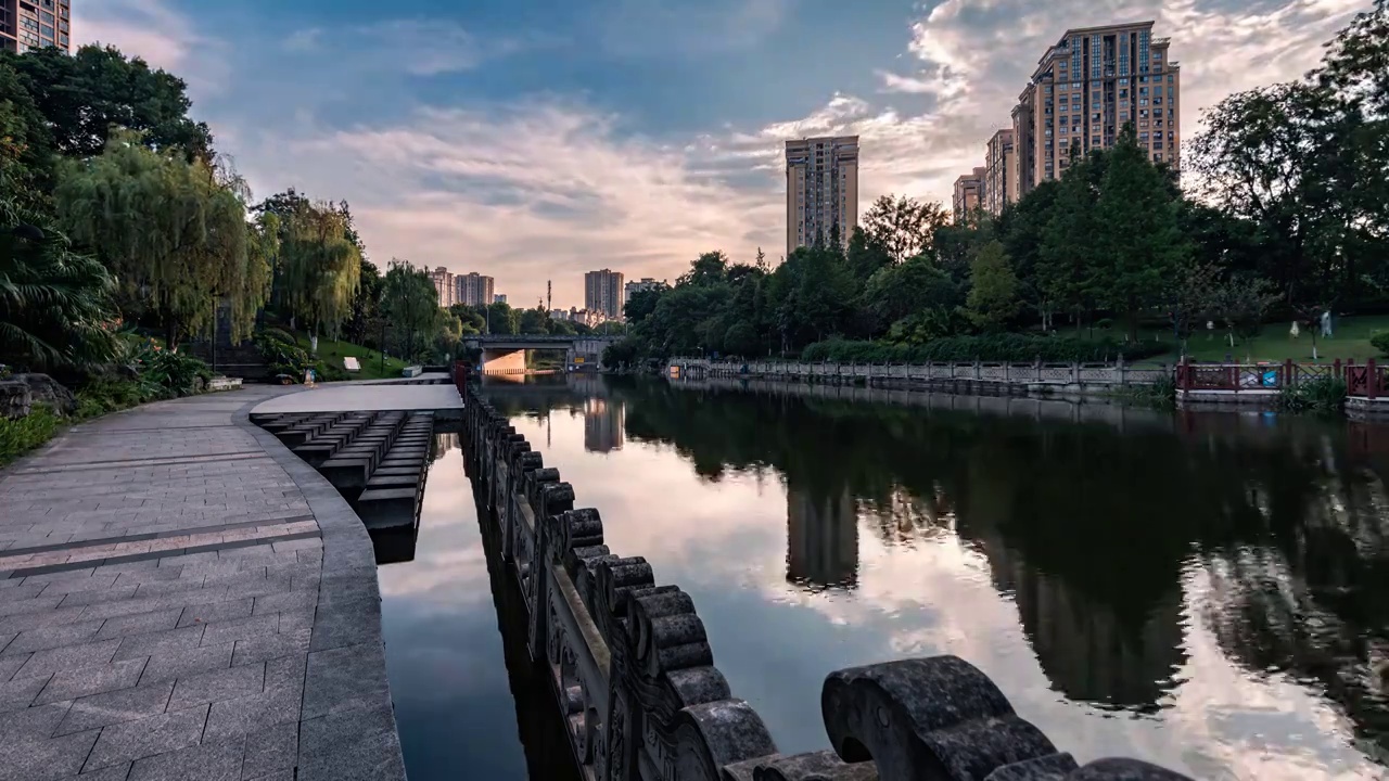 重庆市荣昌区荣峰河之夕阳风光视频素材