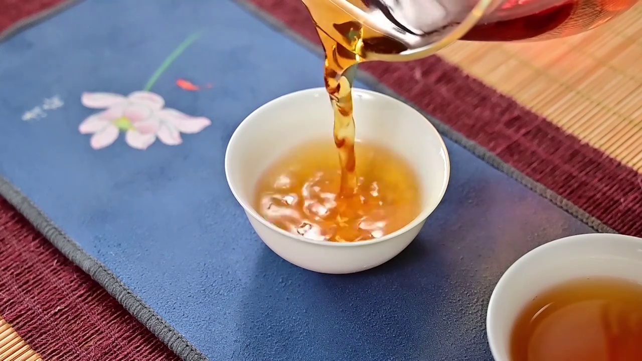 中国茶小青柑普洱茶视频素材