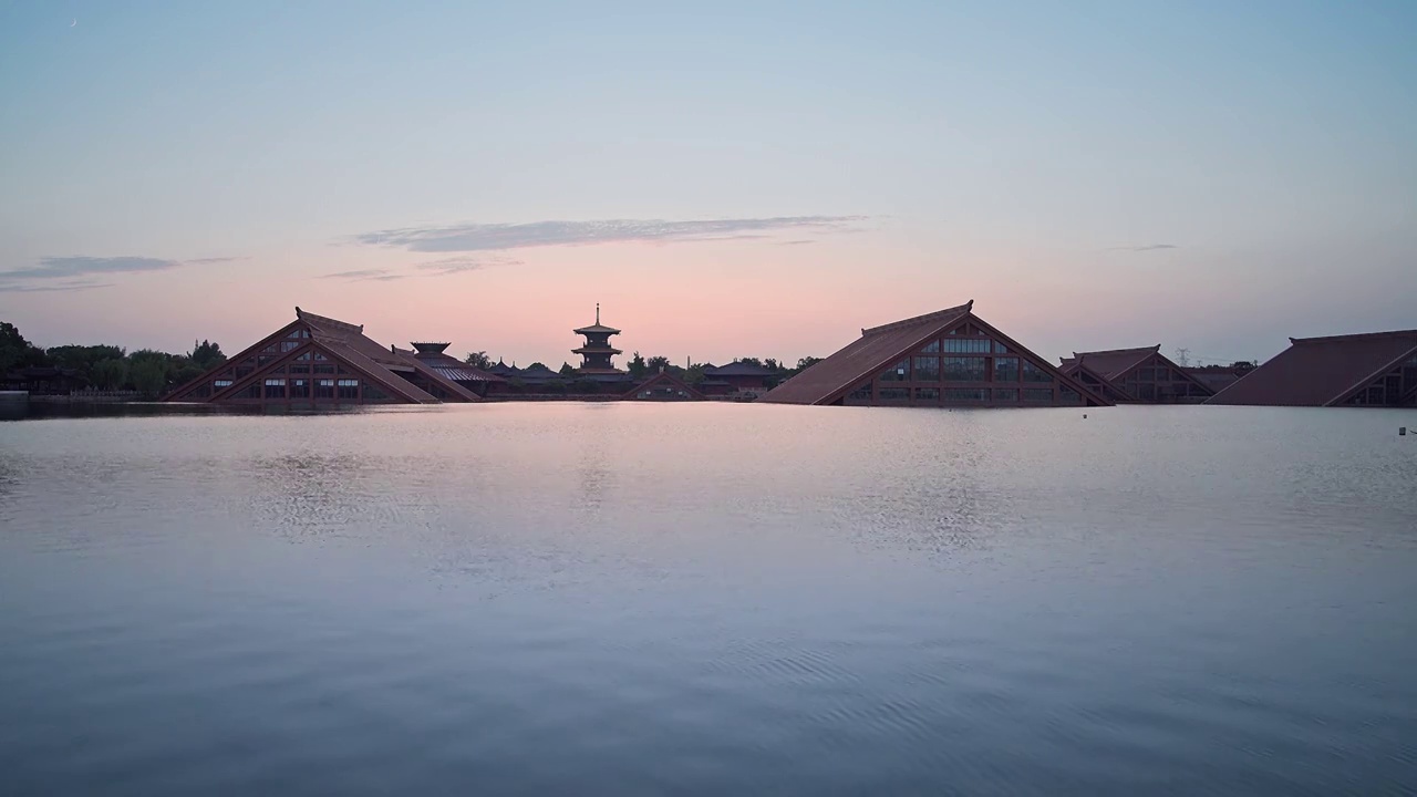 上海松江广富林文化遗址湖景视频素材