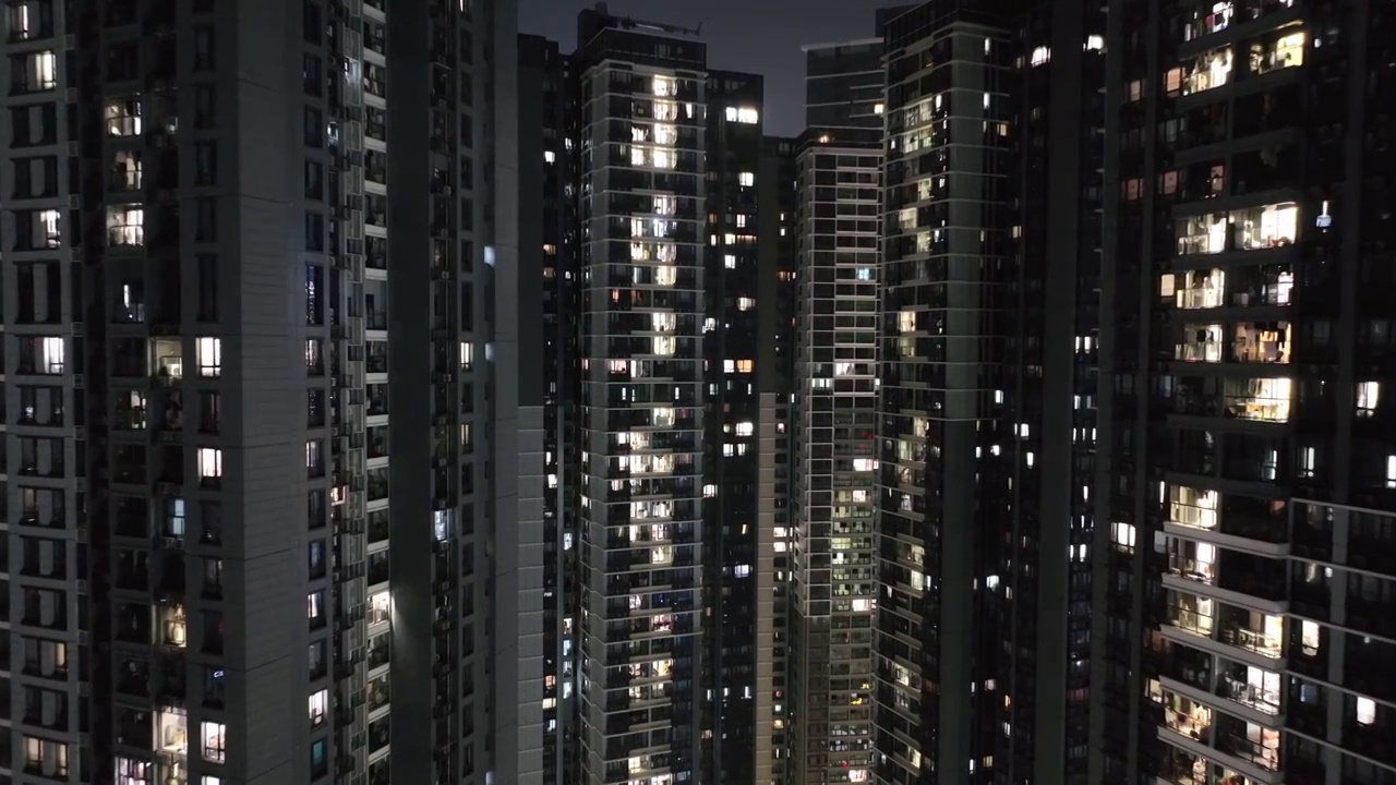 万家灯火 楼房亮灯 温暖的家 居民住宅 小区夜景视频素材