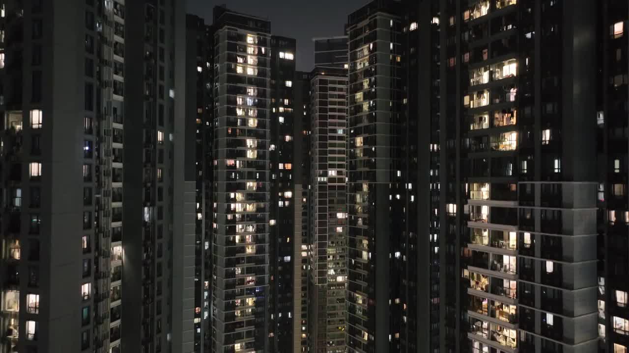 万家灯火 楼房亮灯 温暖的家 居民住宅 小区夜景视频素材