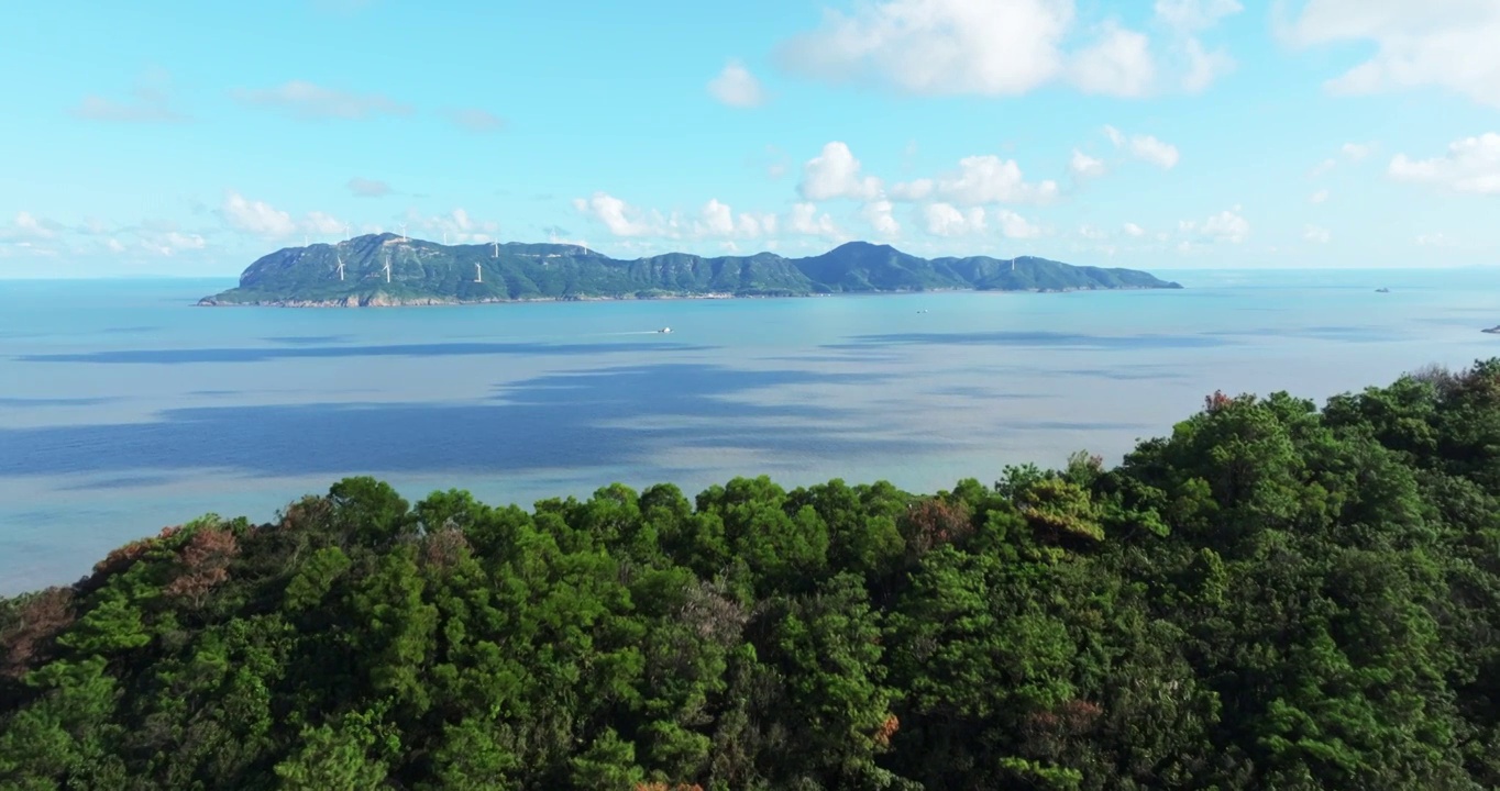 大海 海滩 岛 海浪 渔船 风景视频下载