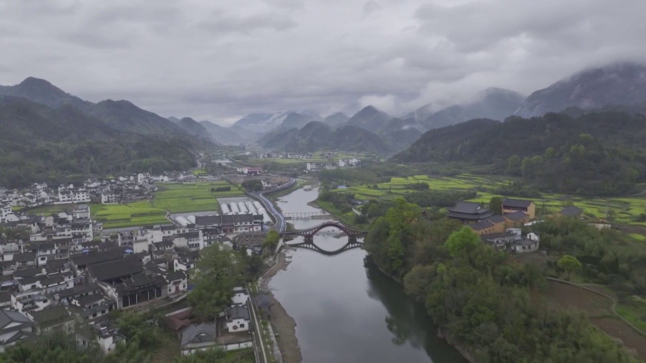 航拍安徽皖南民居，龙川景区，仁里古镇视频下载