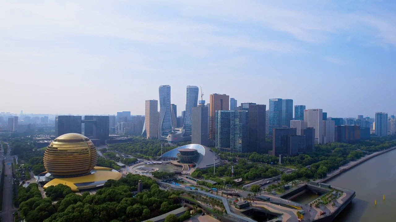 中国浙江杭州钱江新城城市阳台杭州市民中心建筑群航拍视频素材