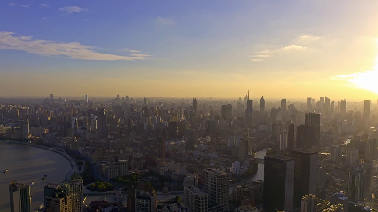 航拍视角 上海 浦西 外滩  苏州河 日落 4K 视频视频素材