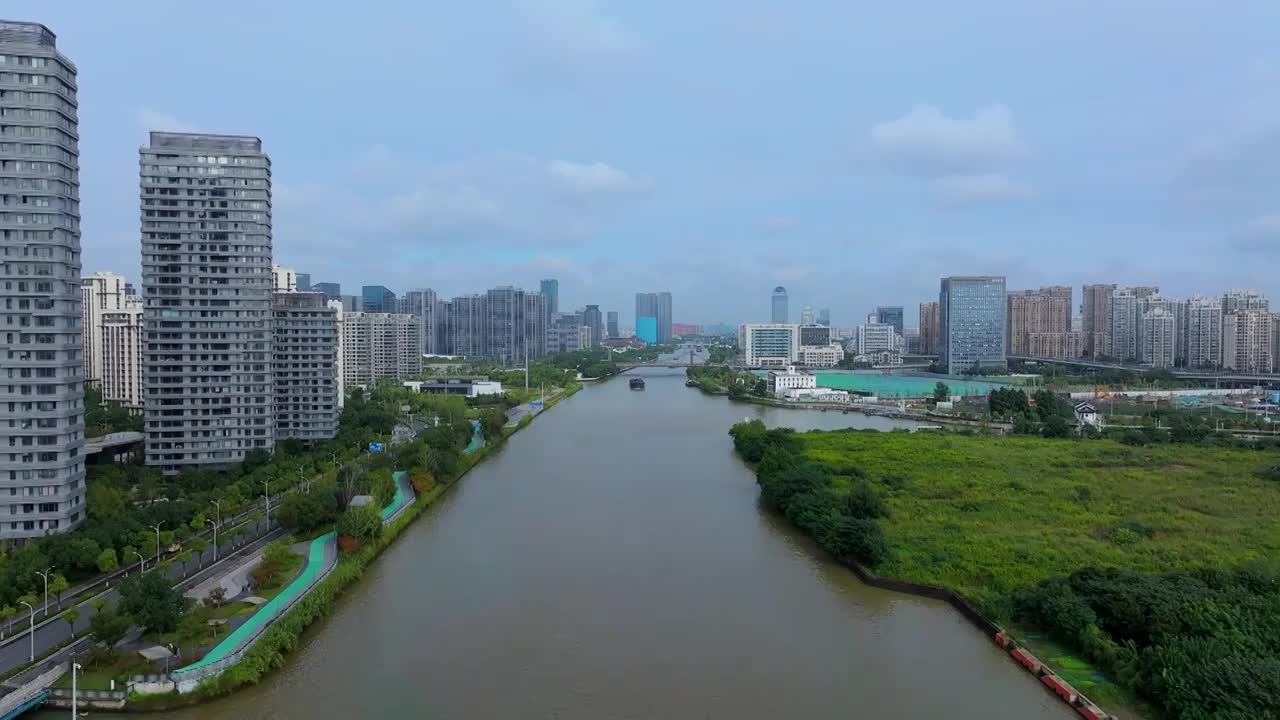 苏州京杭运河与友新立交附近风景航拍视频素材