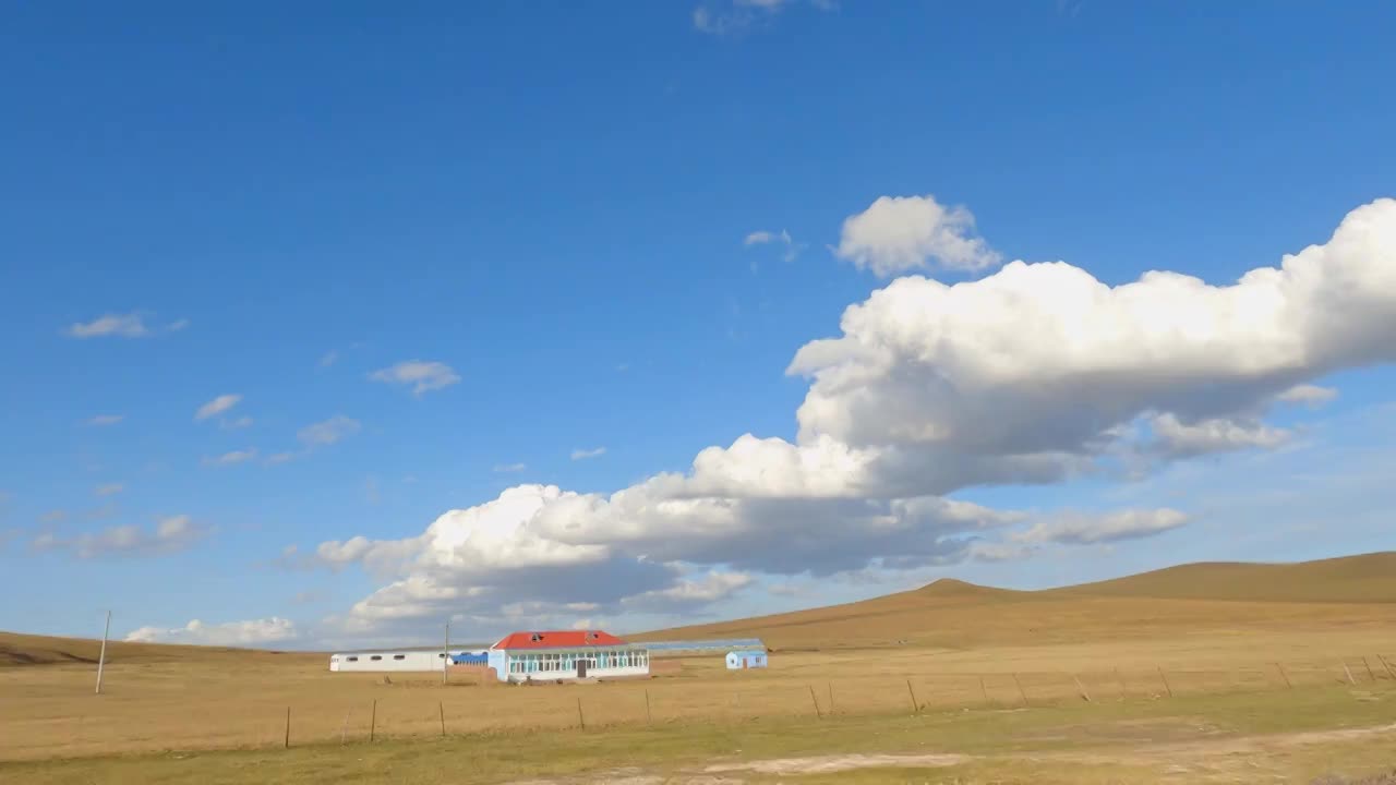 内蒙古呼伦贝尔大草原秋天自然风景视频素材