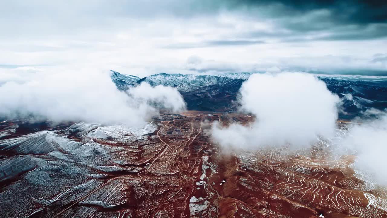 航拍雪中的甘南甘加秘境白石崖视频素材