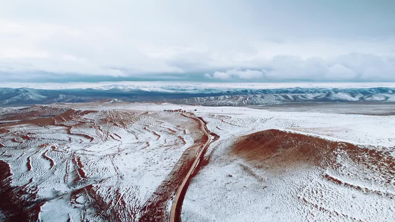 航拍雪中的甘南甘加秘境白石崖视频素材