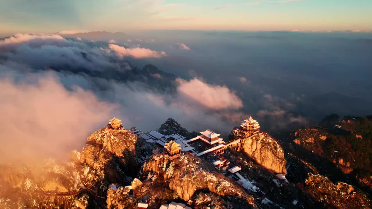 老君山雪景云海朝霞群山金顶航拍视频素材